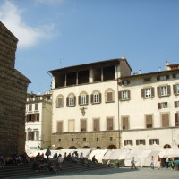 Palazzo Della Stufa, Piazza San Lorenzo